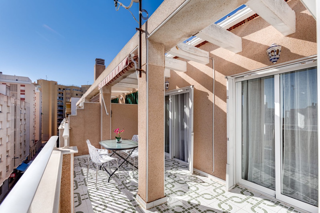 E574BD55-494C-42BD-B5C3-C6FA0566151D_1_105_c